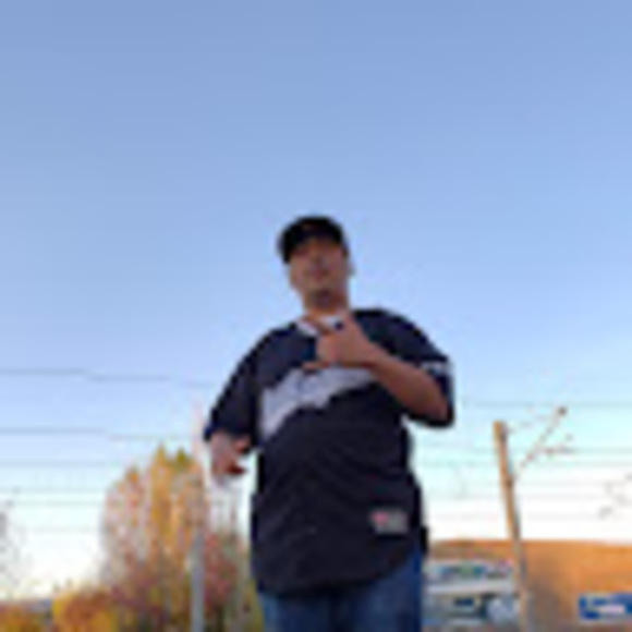 Meet your Posher, Carlos - Picture 1 of 1